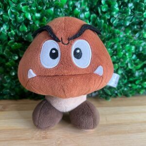 Super Mario Goomba 5" Plush Kids Nintendo Little Buddy